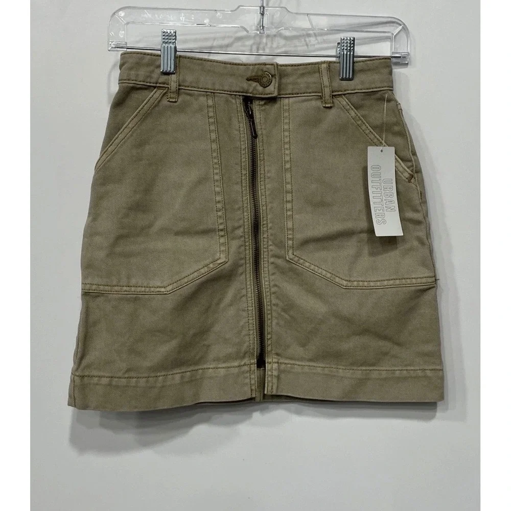NWT Urban Outfitters🖤 BDG Khaki Zip Front Mini Skirt XS Gorpcore Utility Safari